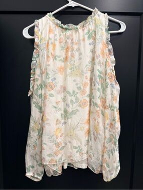 Sleeveless Floral Ruffle-Trim Camisole - Cream/Peach